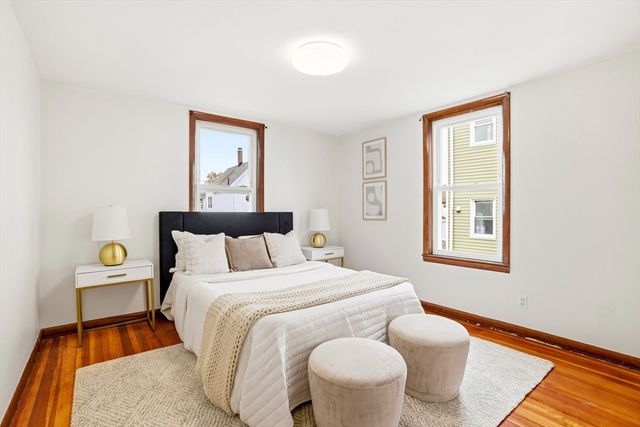 77 Swan St, Everett, MA 02149