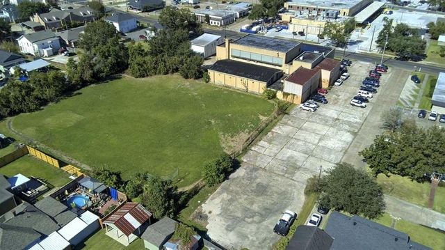 618 Kirby St Street, Lake Charles, LA 70601