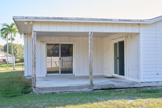 443 SW Meadow Terrace, Port St. Lucie, Port St Lucie, FL 34984