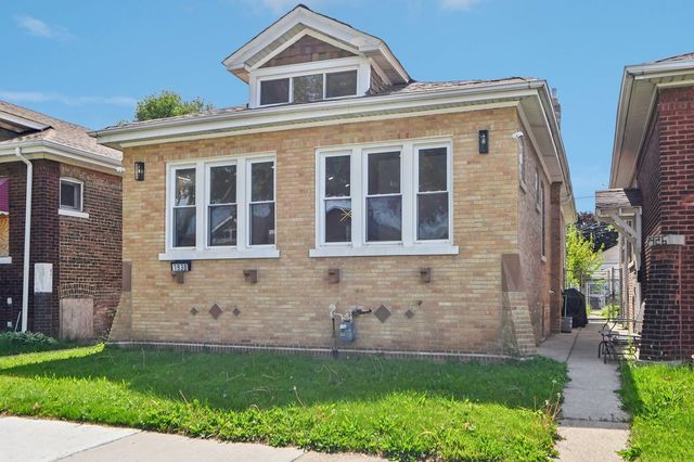 7930 S Kenwood Avenue, Chicago, IL 60619