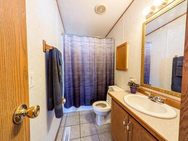 7179 Iband Avenue, Sparta, WI 54656