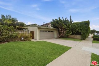 4032 Moore Street, Los Angeles, CA 90066