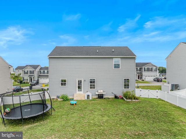 31 COSTILLA WAY, Hedgesville, WV 25427