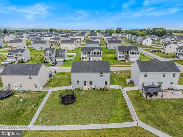 31 COSTILLA WAY, Hedgesville, WV 25427