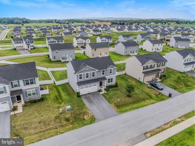 31 COSTILLA WAY, Hedgesville, WV 25427