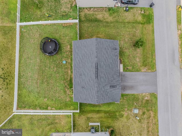 31 COSTILLA WAY, Hedgesville, WV 25427