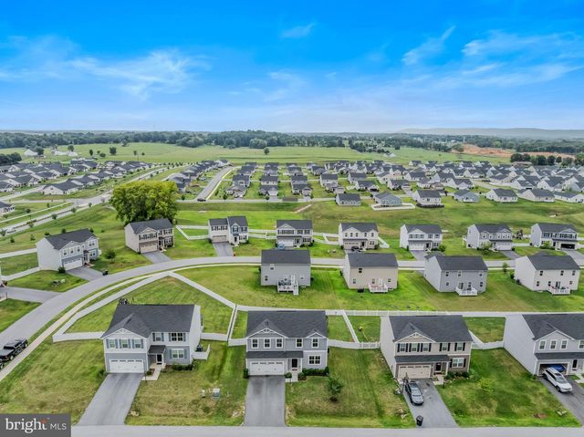 31 COSTILLA WAY, Hedgesville, WV 25427