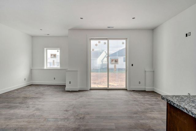 3014 W Teton Drive, Springfield, MO 65810