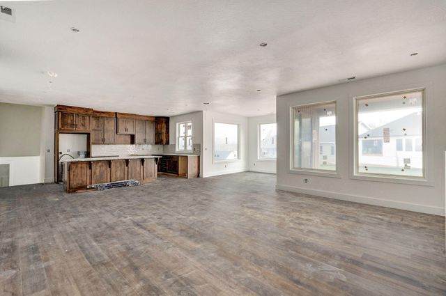 3014 W Teton Drive, Springfield, MO 65810