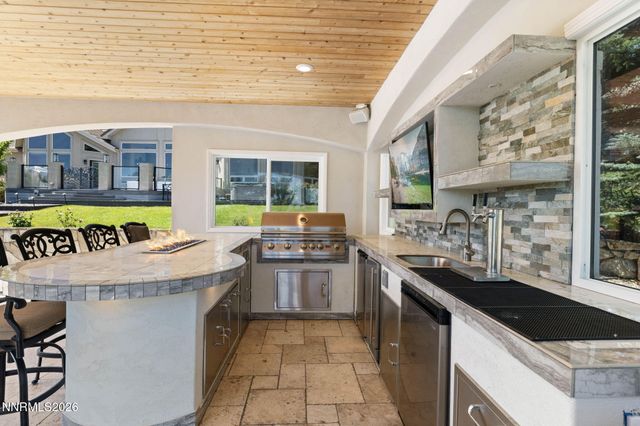 285 Sierra Country Circle, Gardnerville, NV 89460