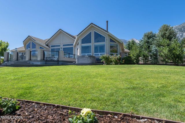 285 Sierra Country Circle, Gardnerville, NV 89460