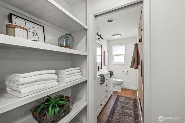 9024 Prentice Avenue, Gig Harbor, WA 98332