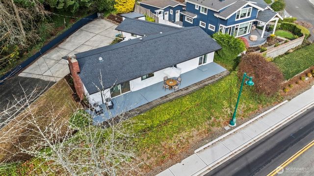 9024 Prentice Avenue, Gig Harbor, WA 98332