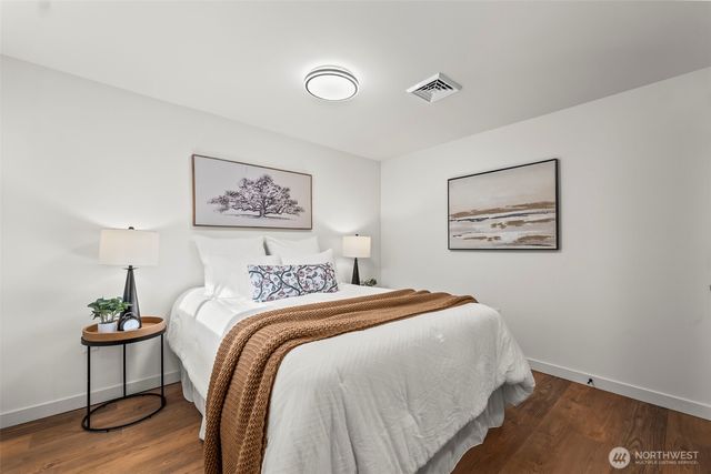 9024 Prentice Avenue, Gig Harbor, WA 98332