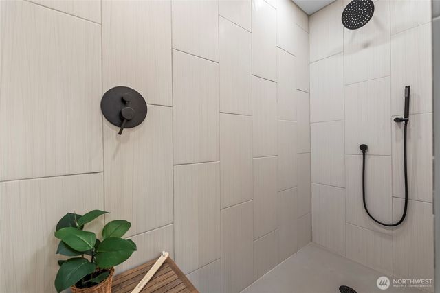 9024 Prentice Avenue, Gig Harbor, WA 98332