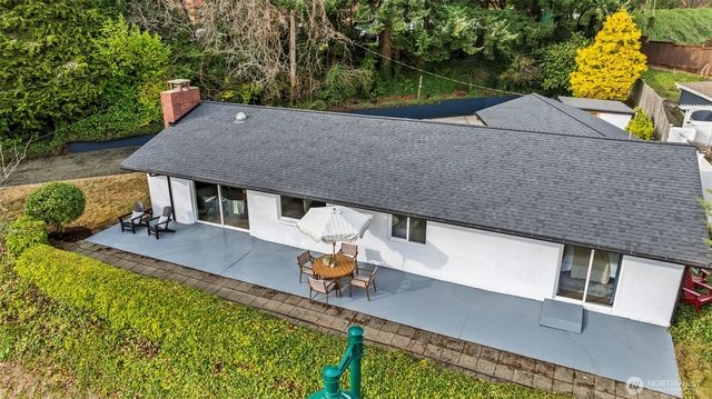 9024 Prentice Avenue, Gig Harbor, WA 98332