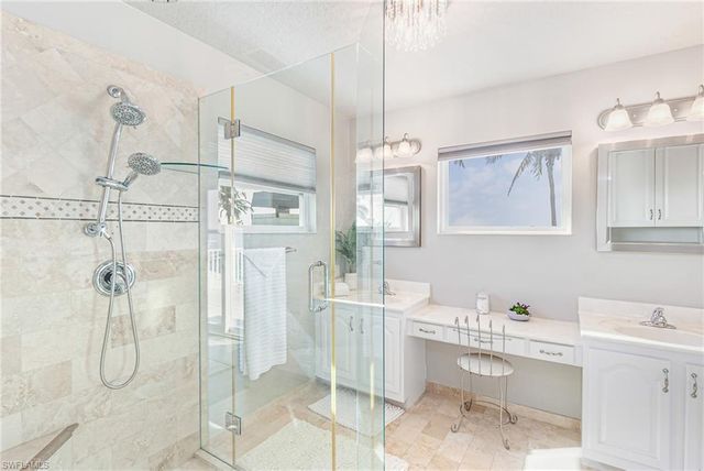 12201 Shoreview DR, Matlacha, FL 33993