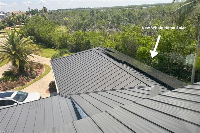 12201 Shoreview DR, Matlacha, FL 33993