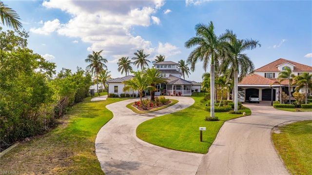 12201 Shoreview DR, Matlacha, FL 33993