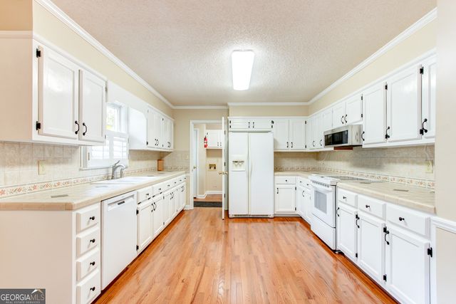 135 Tramore Trace, Tyrone, GA 30290