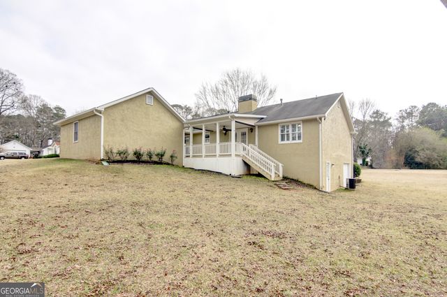 135 Tramore Trace, Tyrone, GA 30290