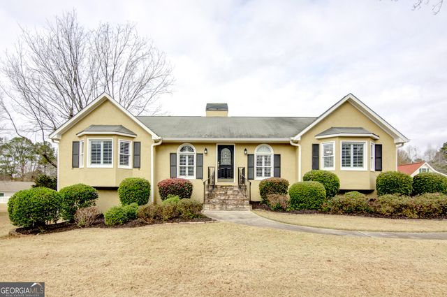 135 Tramore Trace, Tyrone, GA 30290