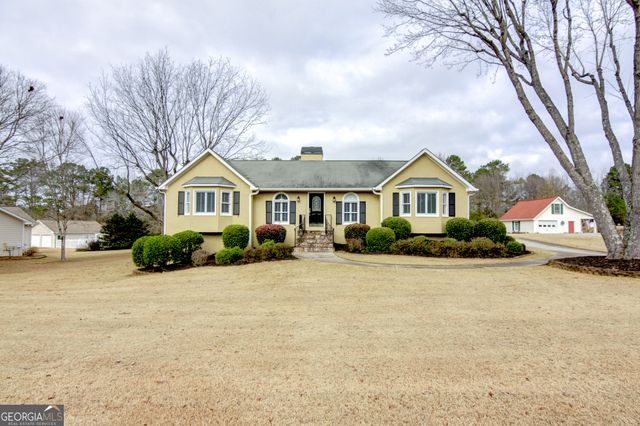 135 Tramore Trace, Tyrone, GA 30290