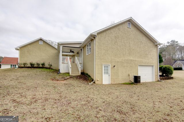 135 Tramore Trace, Tyrone, GA 30290