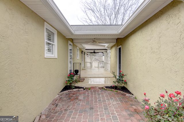 135 Tramore Trace, Tyrone, GA 30290