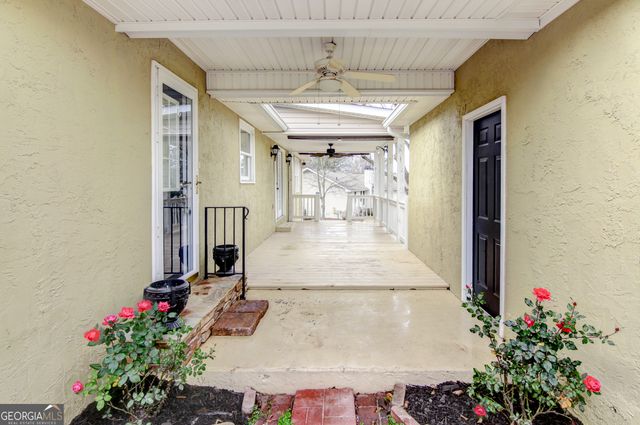 135 Tramore Trace, Tyrone, GA 30290