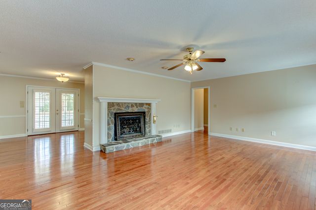135 Tramore Trace, Tyrone, GA 30290