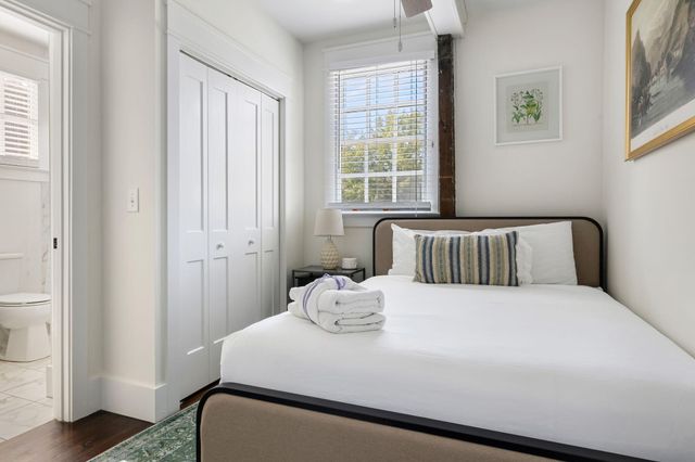 1 Todd Street, Charleston, SC 29403