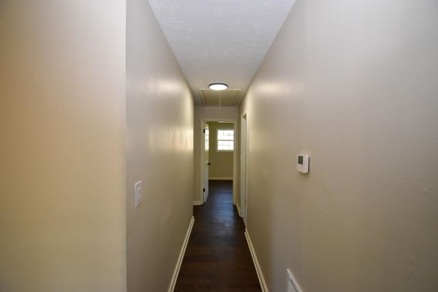 231 Sycamore Street, Junction City, KY 40440
