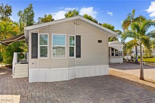 8528 Pepperwood DR, Estero, FL 33928