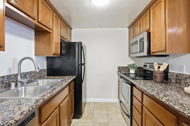 1975 Avenida Del Mexico 115, San Diego, CA 92154