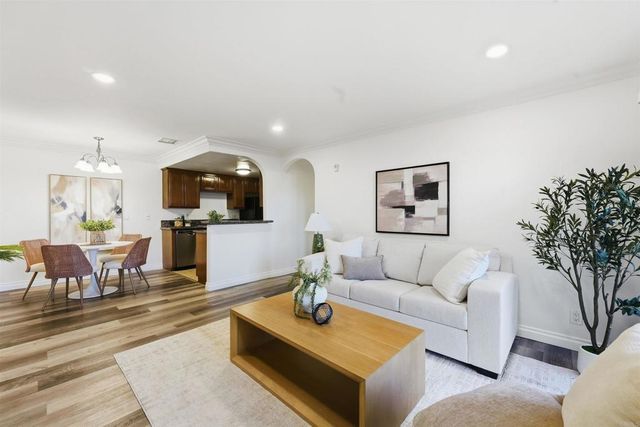 1975 Avenida Del Mexico 115, San Diego, CA 92154