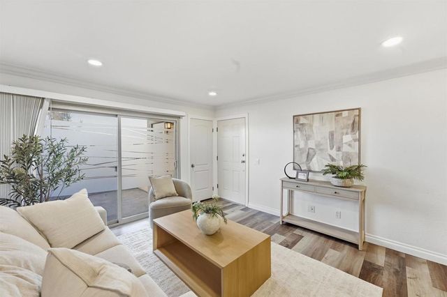 1975 Avenida Del Mexico 115, San Diego, CA 92154