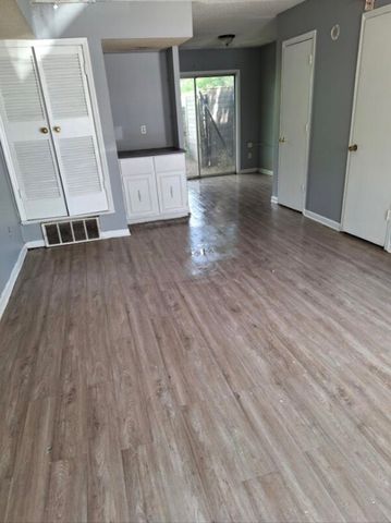 3760 CAMBRIDGE STATION DR, Memphis, TN 38115