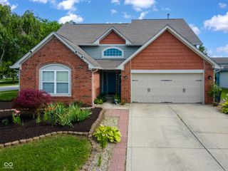 706 Woodcote Lane, Brownsburg, IN 46112