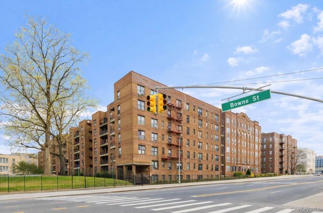 13950 35 Avenue F, Flushing, NY 11354