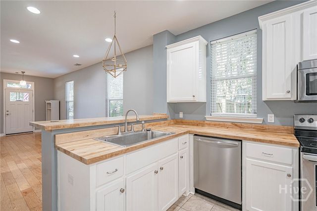 212 W Whatley Street, Pooler, GA 31322