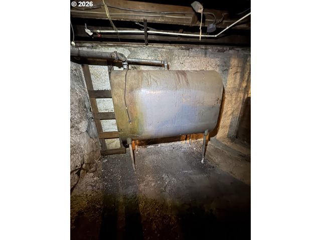 6422 Se CARLTON St, Portland, OR 97206