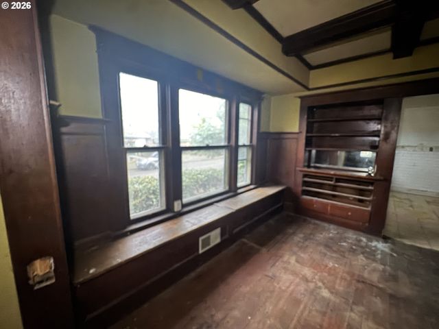 6422 Se CARLTON St, Portland, OR 97206