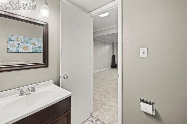 172 Del Oro Circle, Colorado Springs, CO 80919