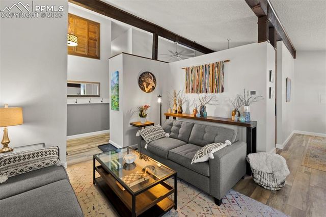 172 Del Oro Circle, Colorado Springs, CO 80919