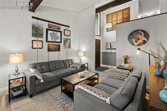 172 Del Oro Circle, Colorado Springs, CO 80919