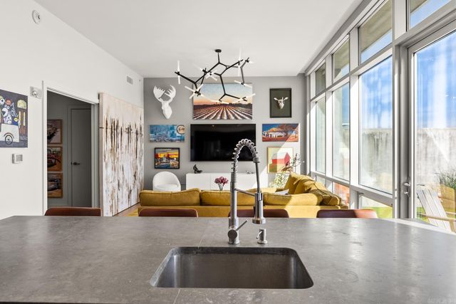 300 E 3rd St Apt 506, Little Rock, AR 72201