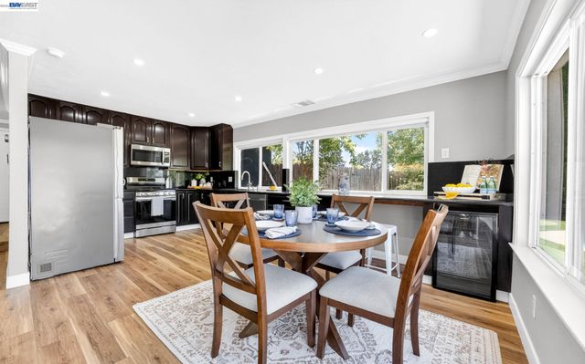 38 Cascade Ave, Livermore, CA 94551