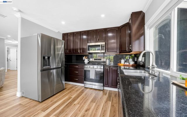 38 Cascade Ave, Livermore, CA 94551