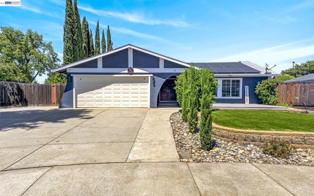 38 Cascade Ave, Livermore, CA 94551